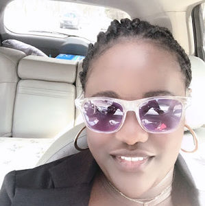 Meet your Posher, Vyonne